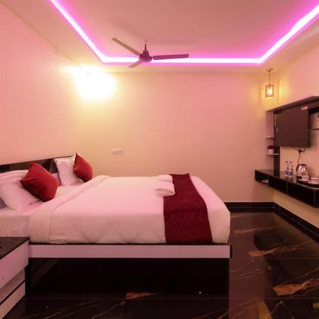 Beestay Hotels Elite Park Tirupati Bagian luar foto