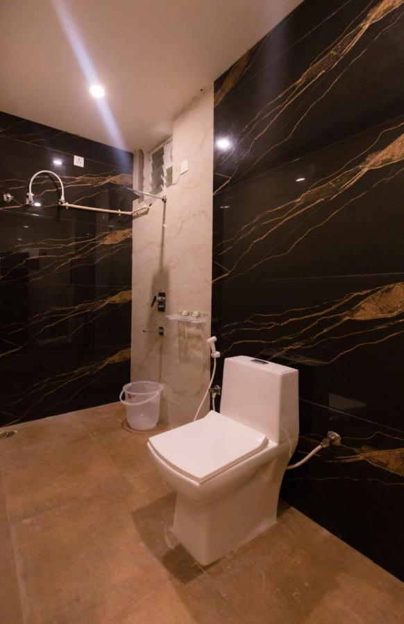 Beestay Hotels Elite Park Tirupati Bagian luar foto