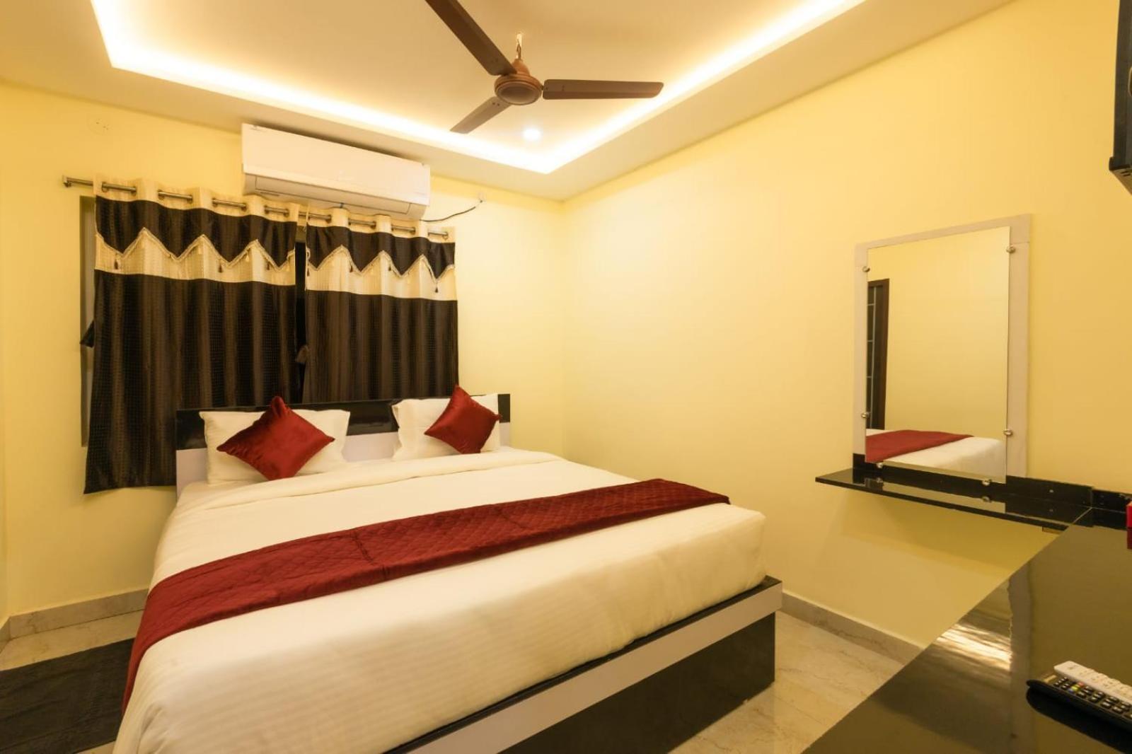 Beestay Hotels Elite Park Tirupati Bagian luar foto